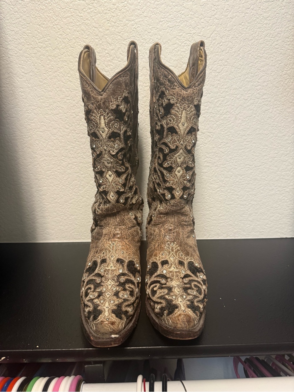 Corral Rhinestone Embroidered Western Boots – 6.5 M